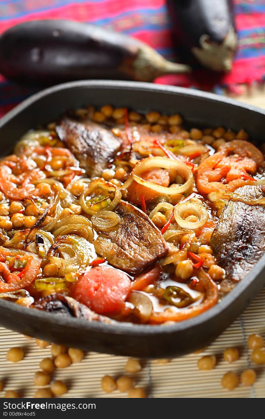 Aubergine with vegetables