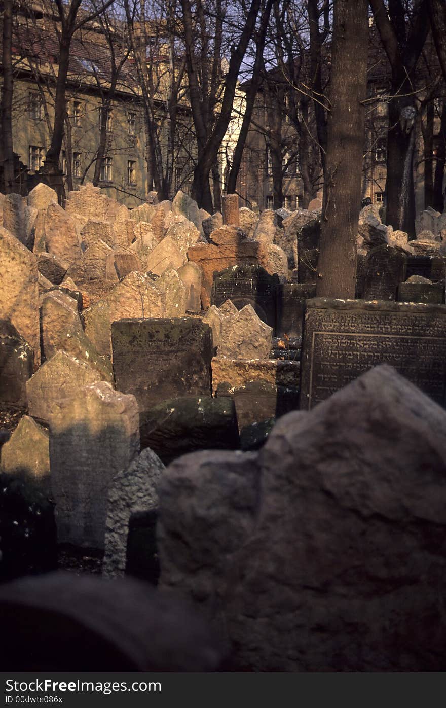 Ancient Jewish Cemetery, with crowded headstones, Prague Czechoslovakia [Czech Republic]