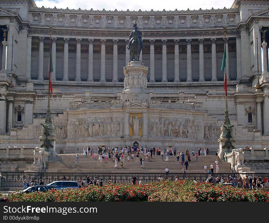 The monument at Plazza Venezia in Rome