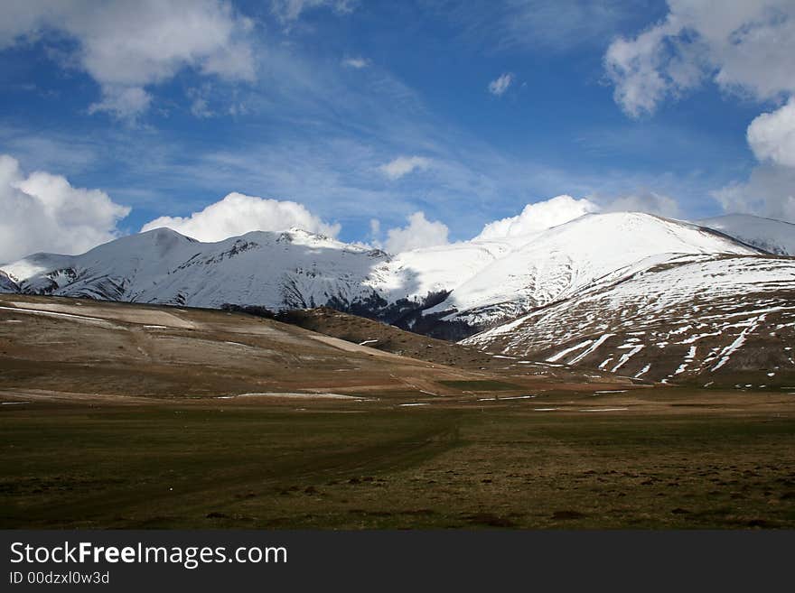 Castelluccio /winter landscape