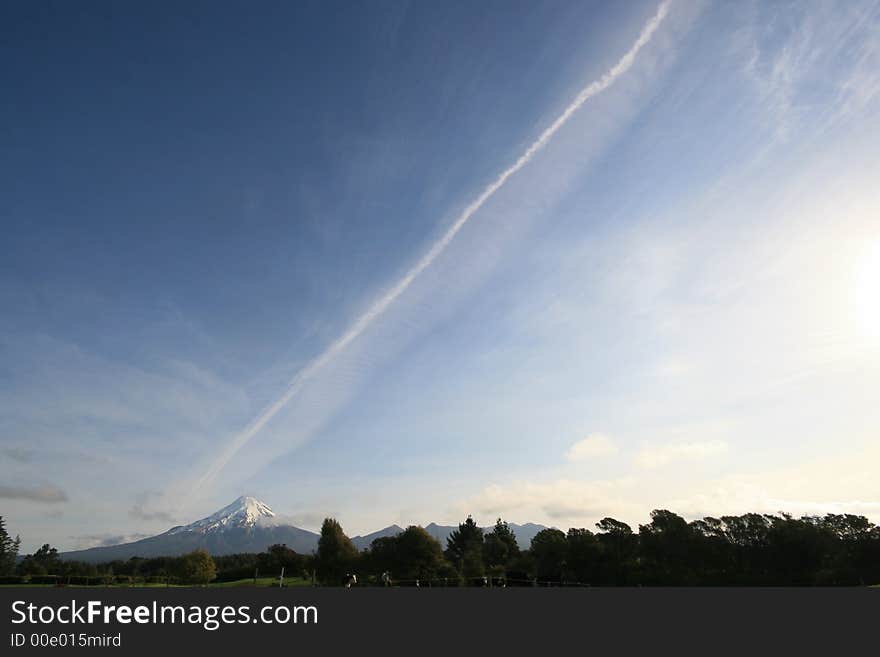 Jetstream over mountain