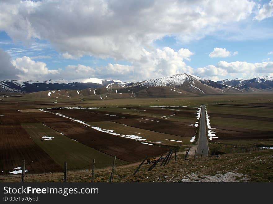 Castelluccio /winter landscape