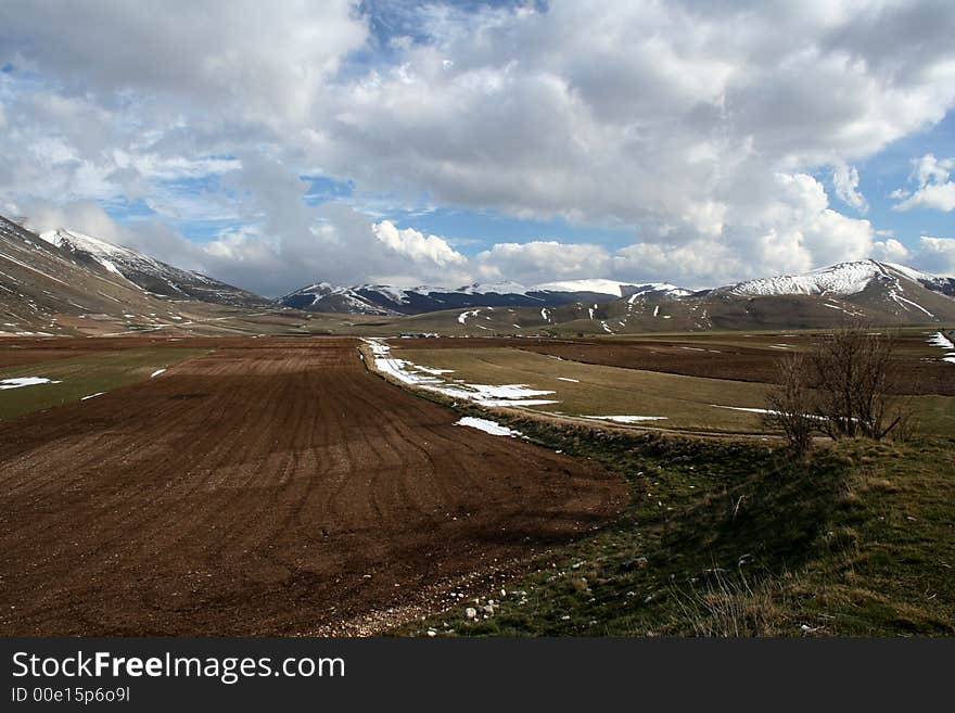 Castelluccio /winter landscape