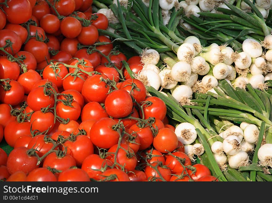 Tomatoes And Spring Onion