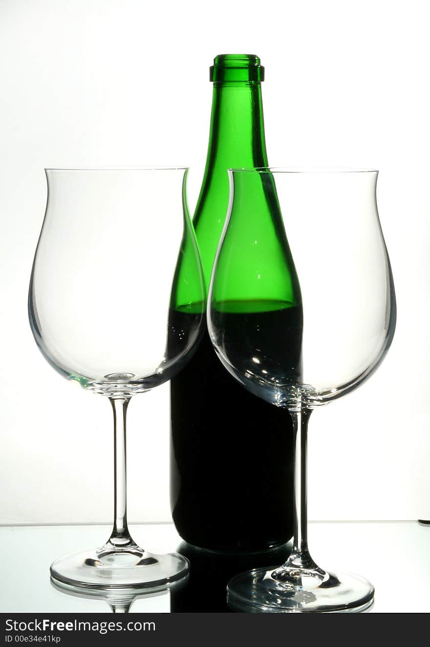 Two wine glasses with red wine