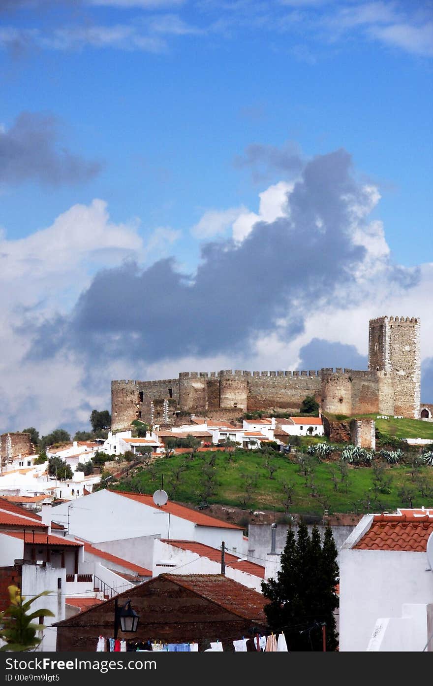 Panoramic of the portel villag