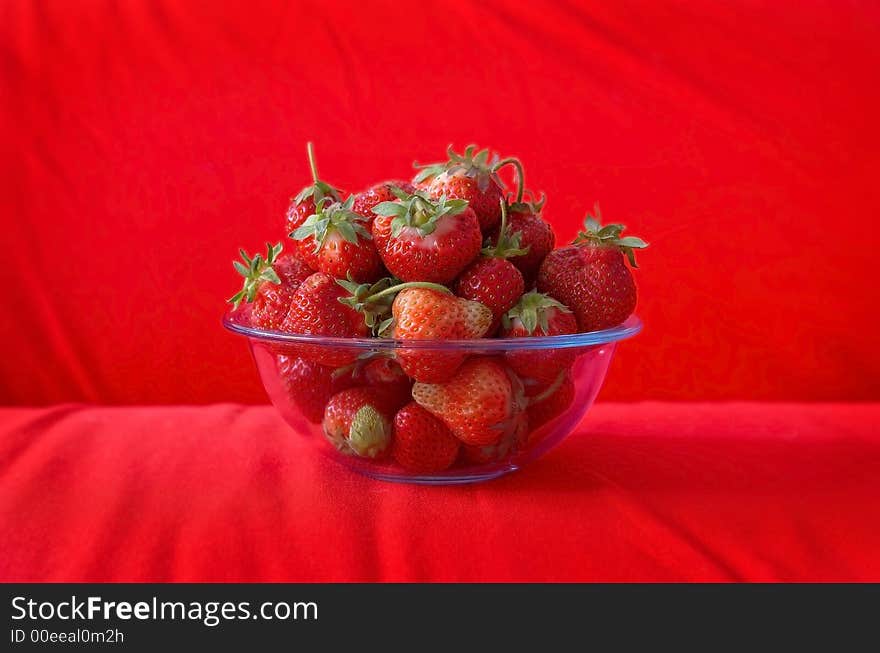 Fresh red strawberries(focus point on the nearest berry