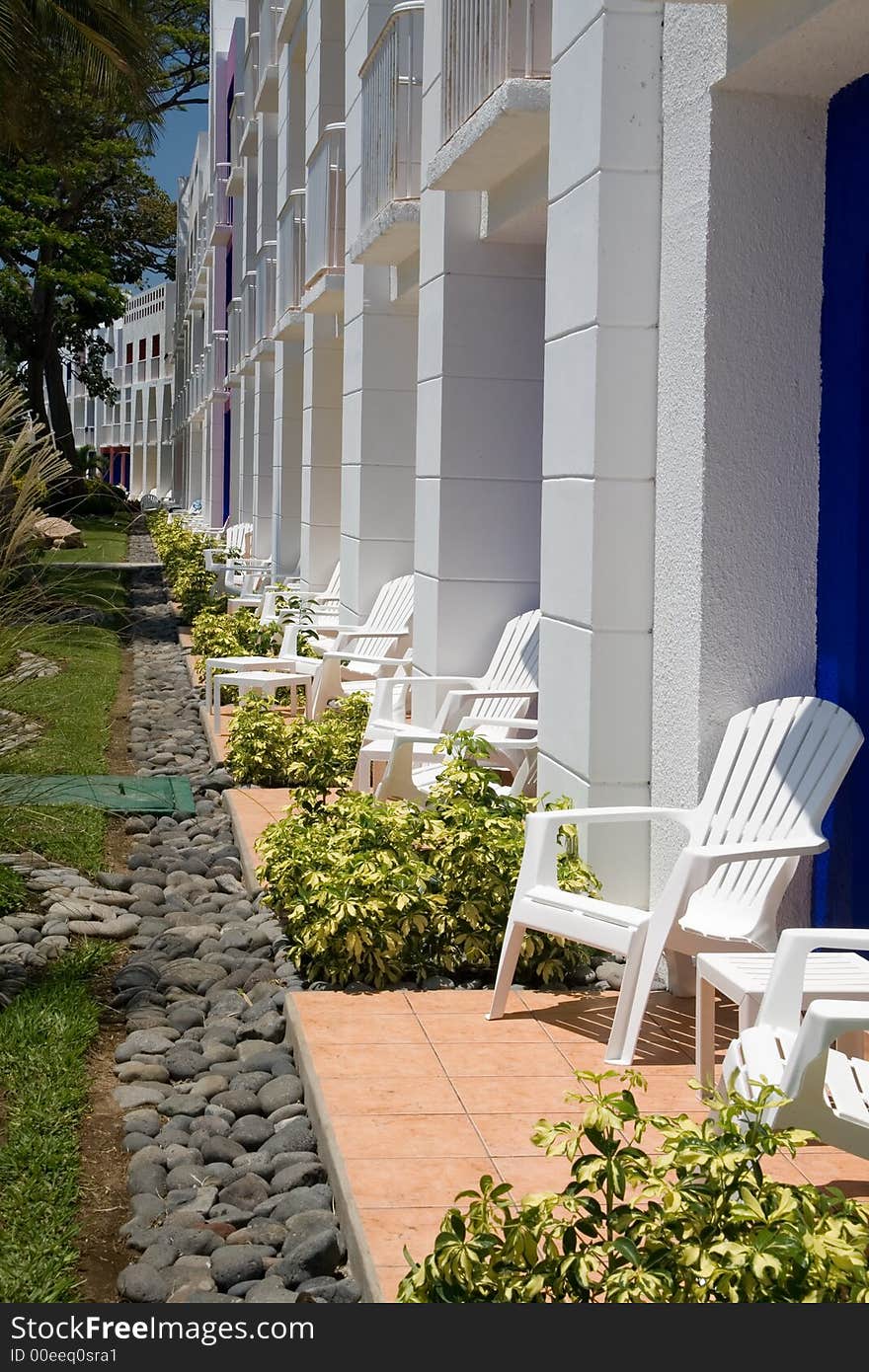 Diminishing perspective on the patios of a tropical resort