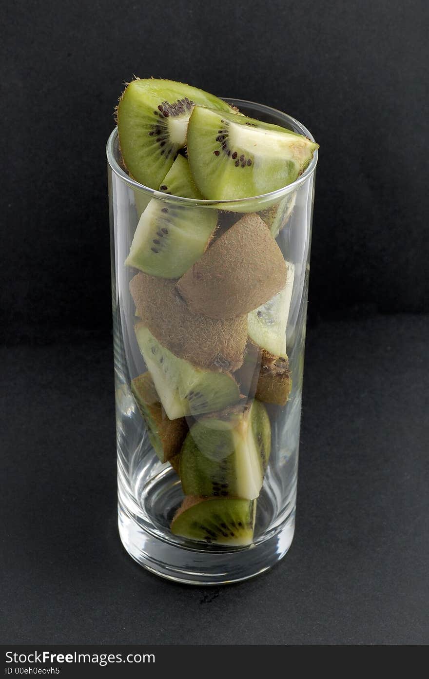 Kiwi slices in the glass