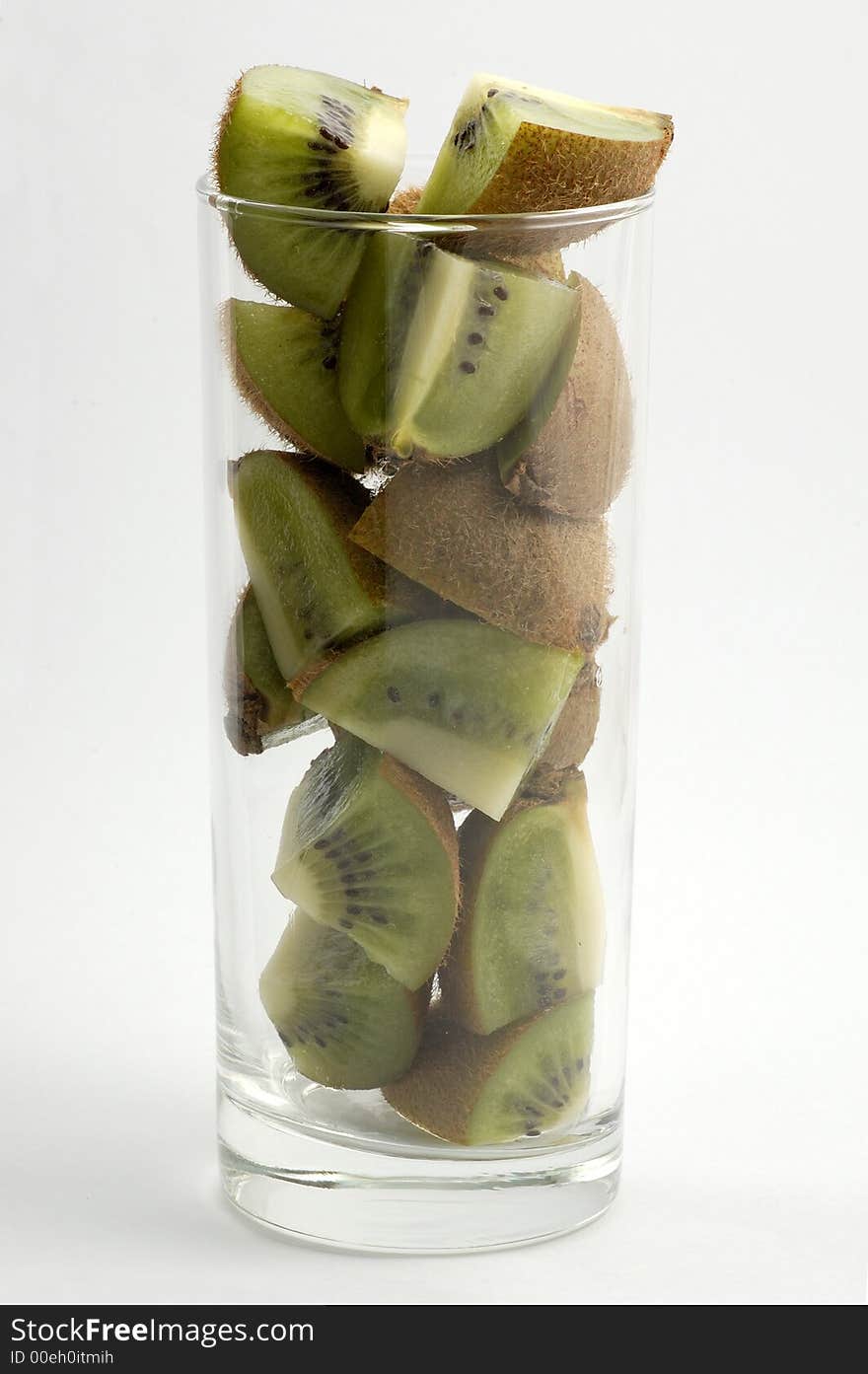 Kiwi slices in the glass