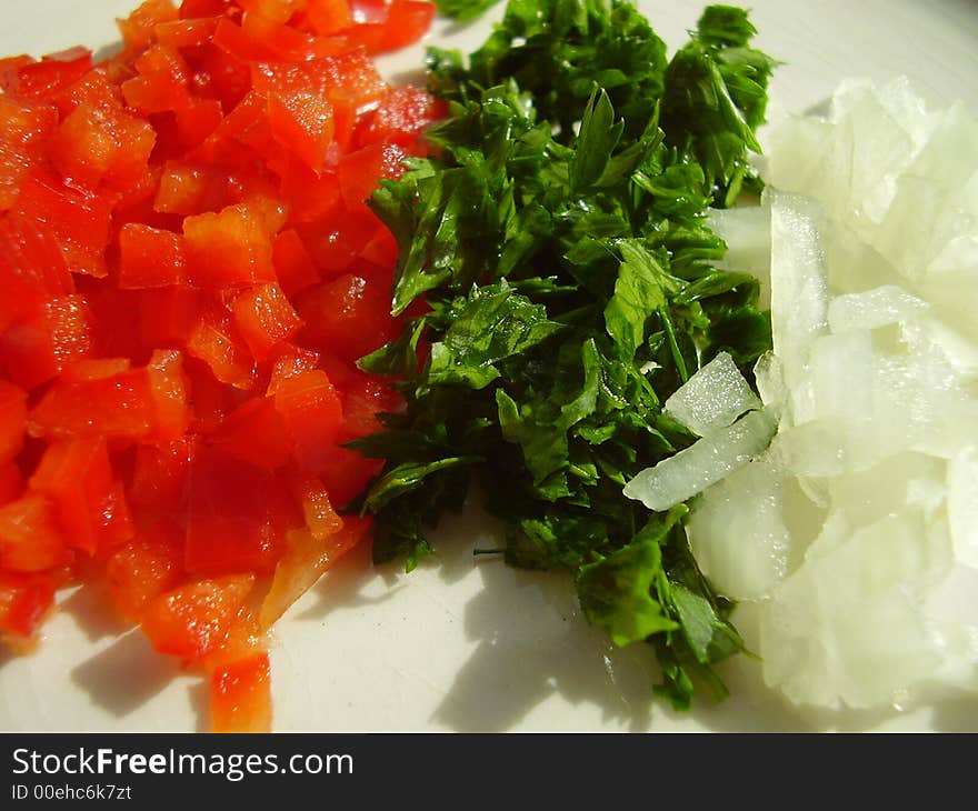 Salad made of pepper, parsley and onion