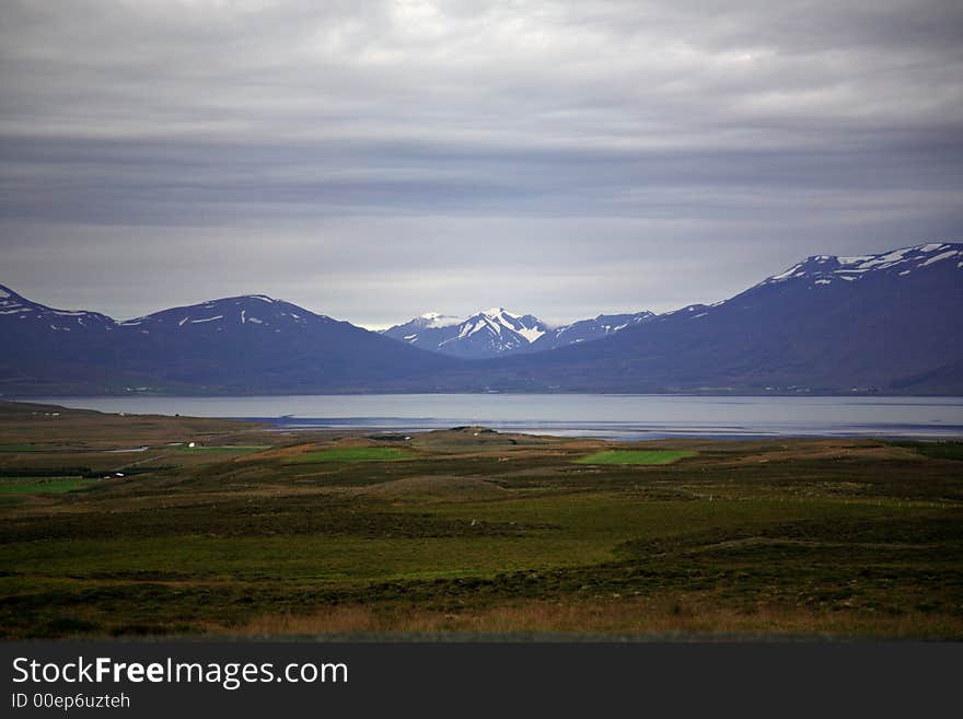 View of the mountians