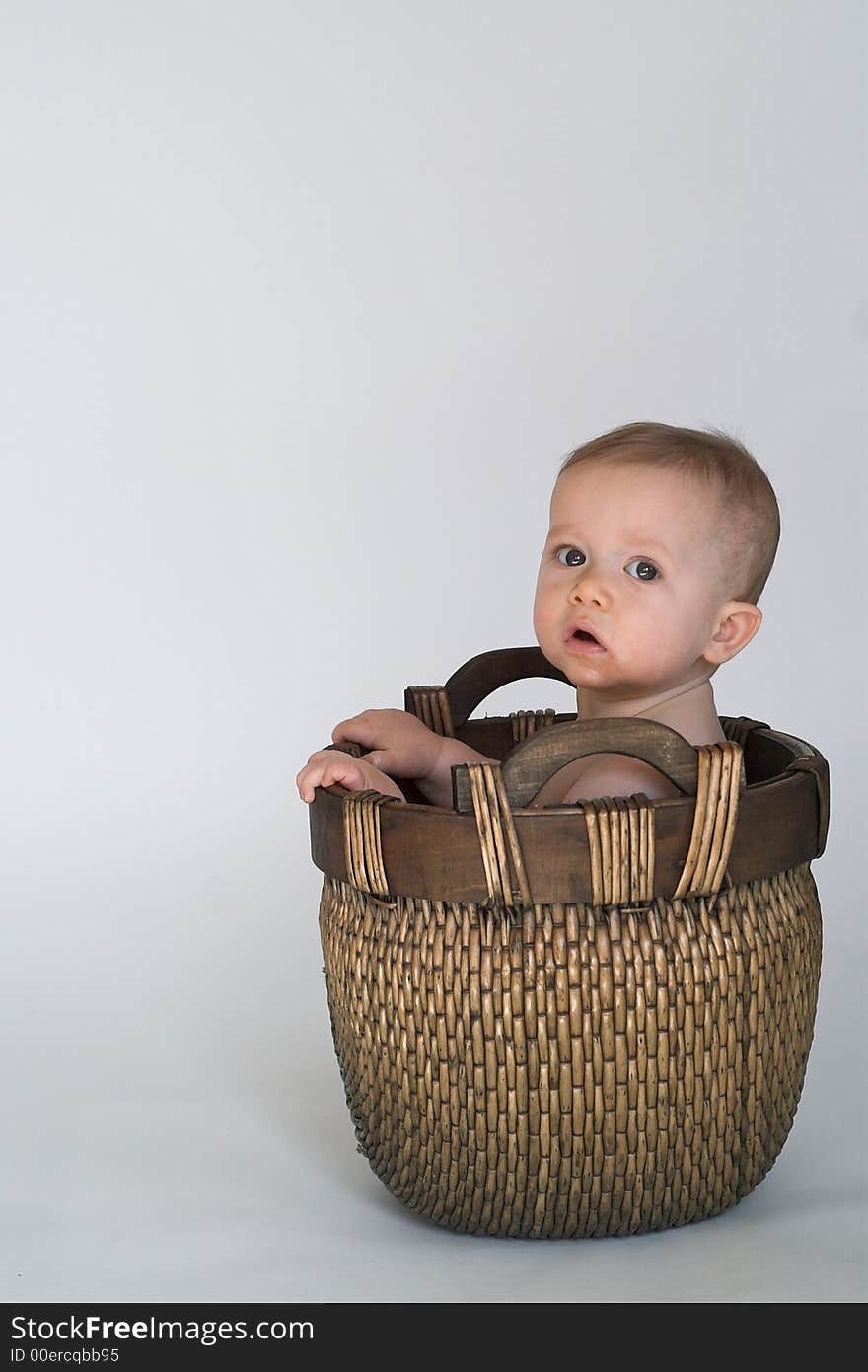 Basket Baby