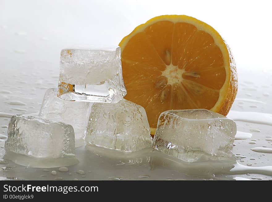 Ice and lemon