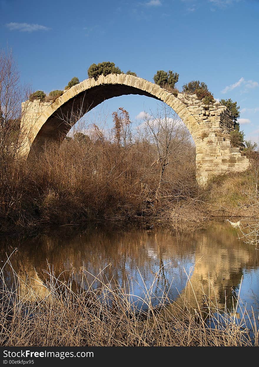 Ancient Roman bridge of Mantible, Rioja, Spain