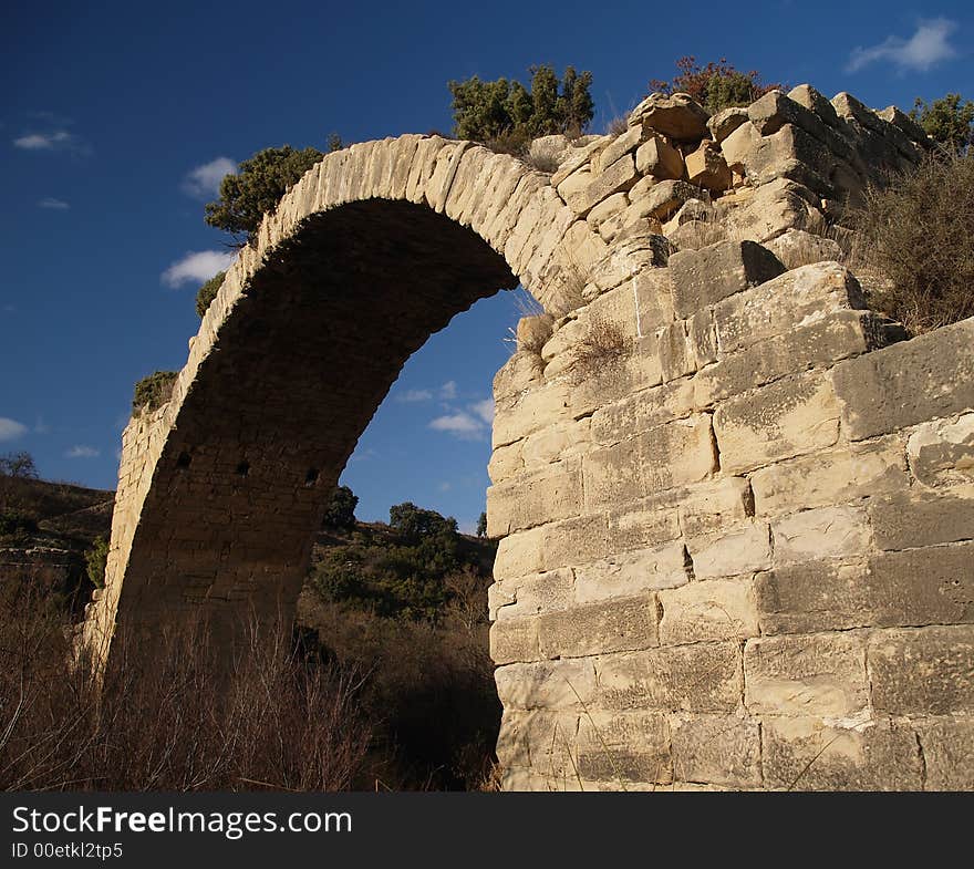 Ancient Roman bridge of Mantible, Rioja, Spain