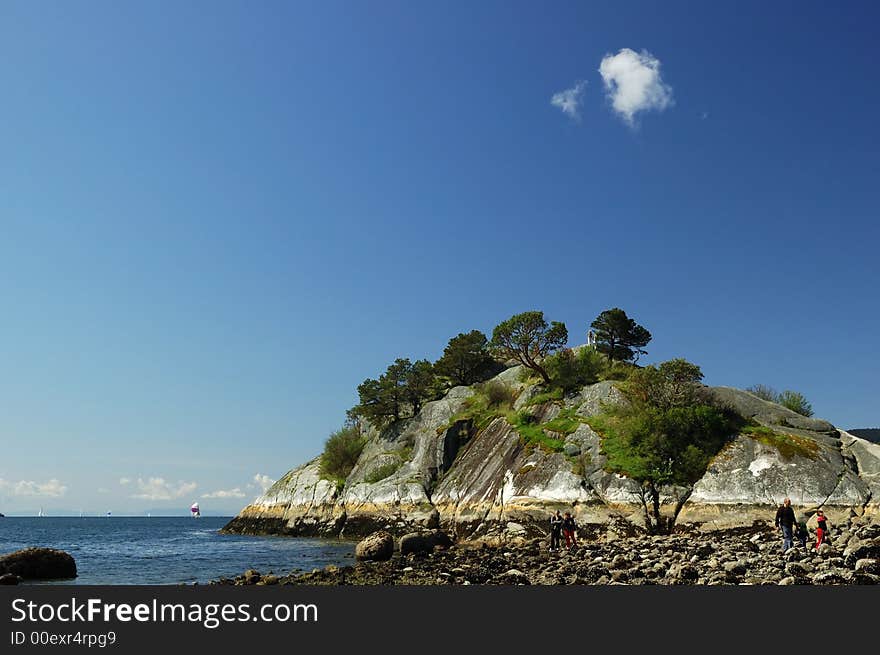 Island in whytecliff park, west vancouver