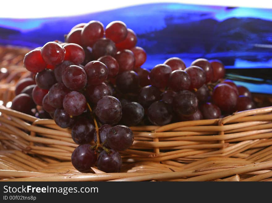 Grapes with leaf and wine