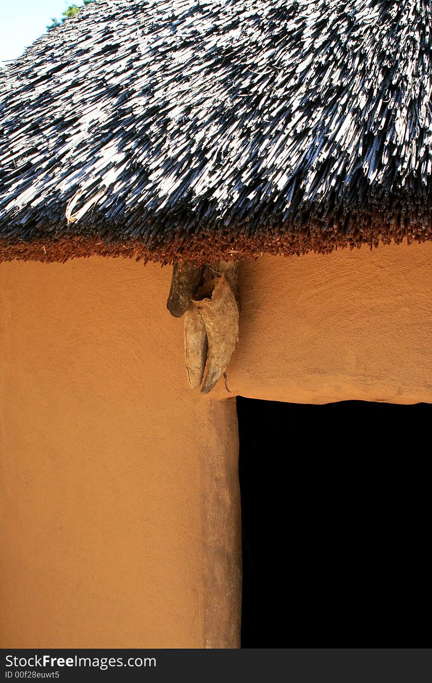 Houses like these can be found in Tempane, in the north-east of Ghana. Traditional elements are the roundings and the failure of a door. Houses like these can be found in Tempane, in the north-east of Ghana. Traditional elements are the roundings and the failure of a door.