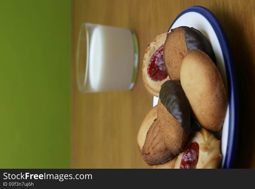 Some butter cookies and milk glass