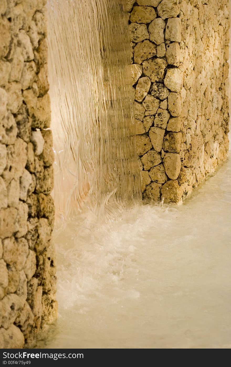 Local man made waterfall shot with slow shutter
Water fountain. . Local man made waterfall shot with slow shutter
Water fountain.