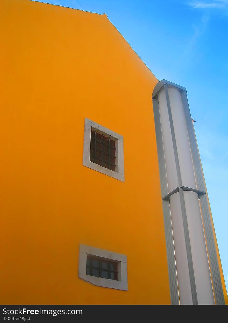 The Convent of Grace. It's been restored and since 2006 it's been serving as an hotel: the Pousada of Tavira