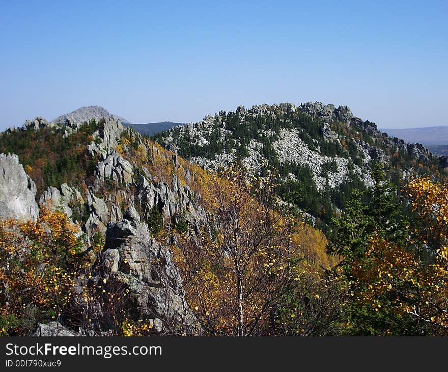 Fine autumn kind on mountains