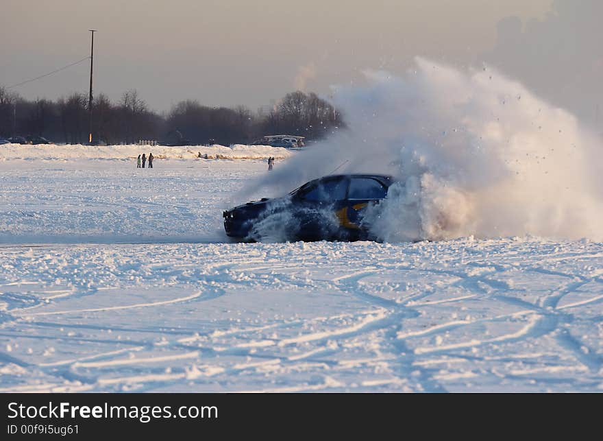 Sliding on an ice line