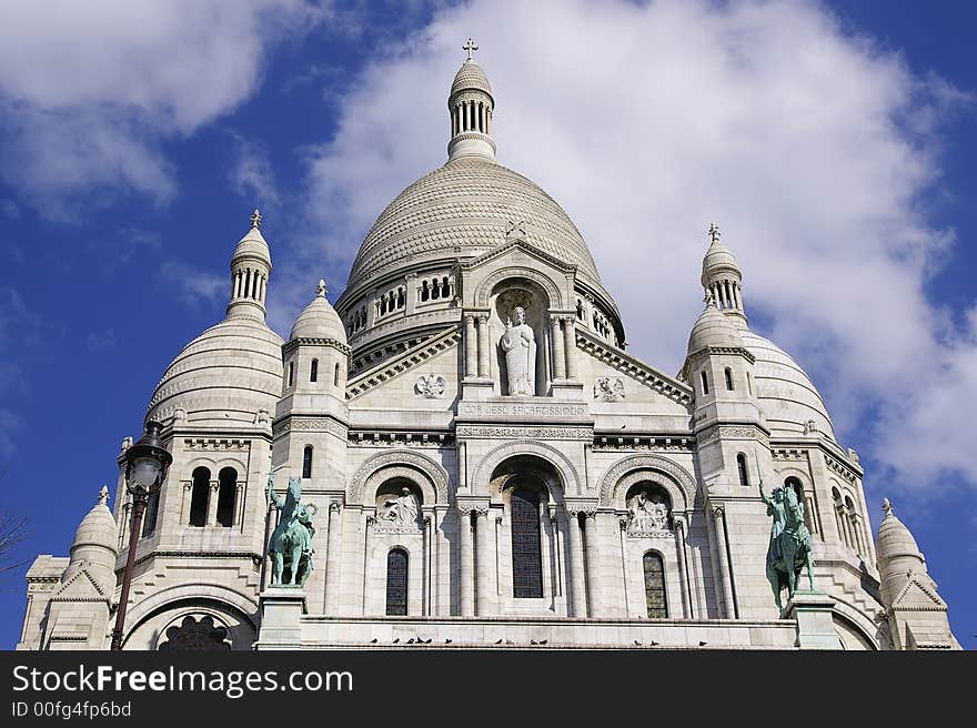 Sacre-Coeur basilica details