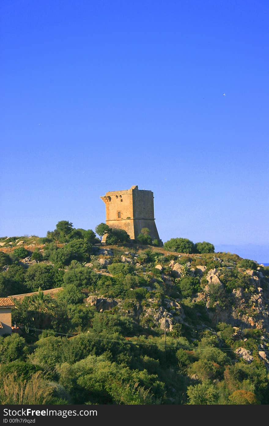 Amcient Normand construction. Architecture, history. sicliy, Italia. Mediterranean lanmdscape. Amcient Normand construction. Architecture, history. sicliy, Italia. Mediterranean lanmdscape.