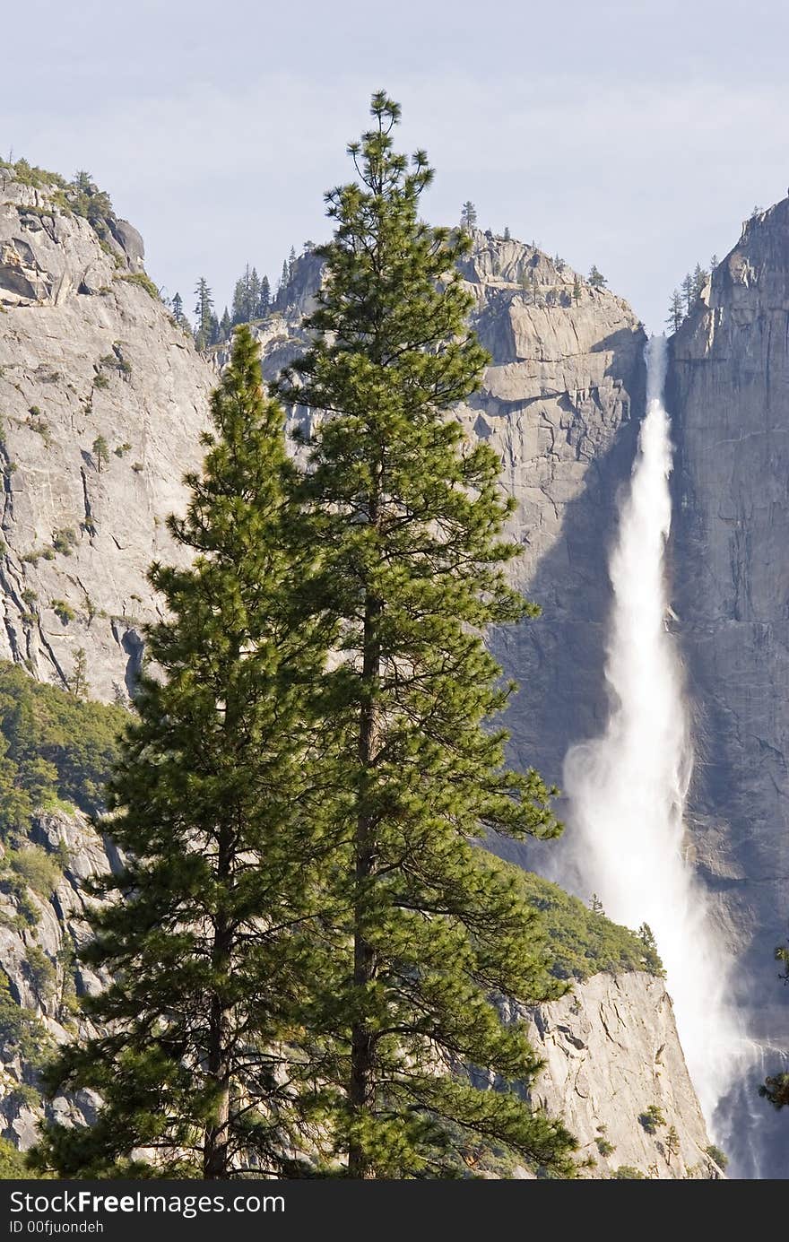 Upper Yosemite falls