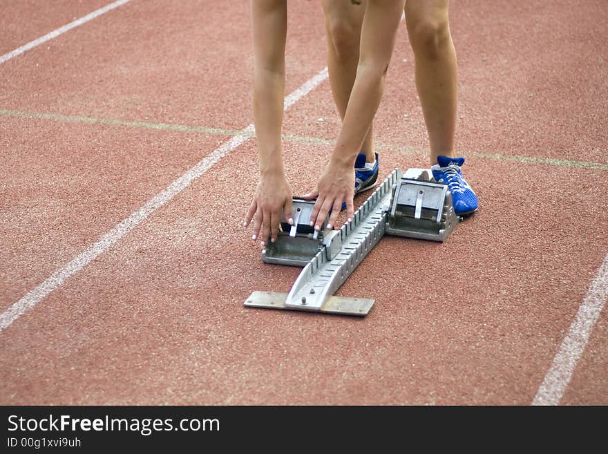 Starting-block for taking hurdles