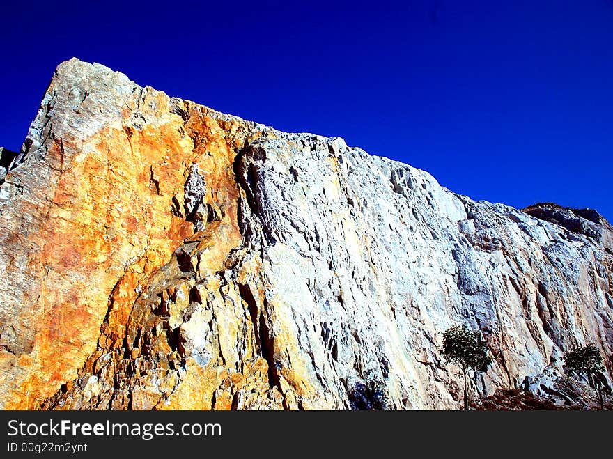 mountain on the blue sky