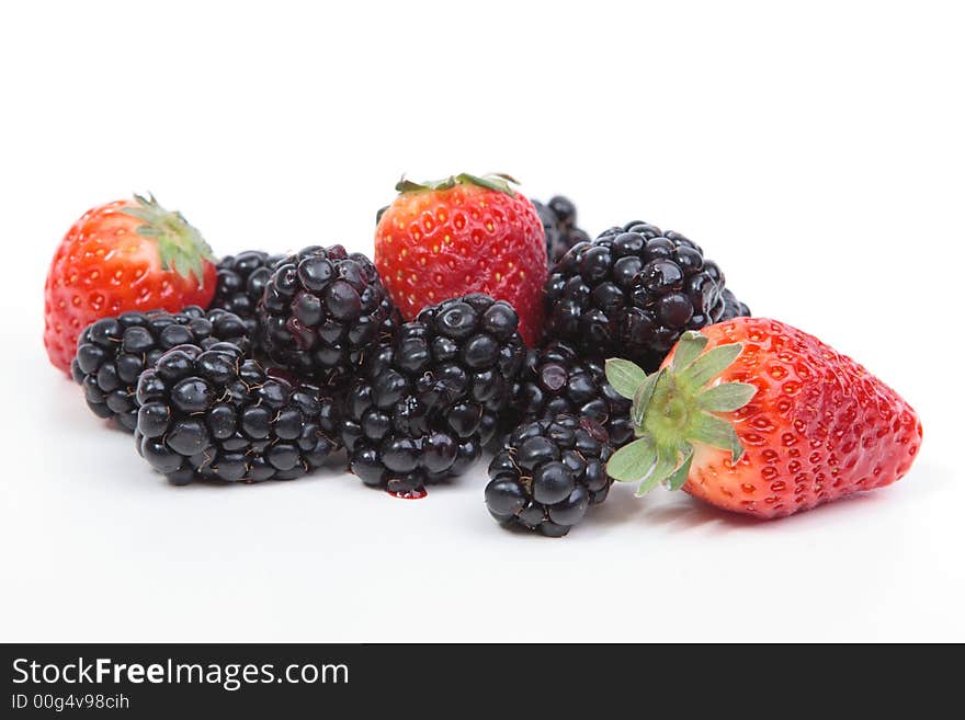 Mixed fruit with blackberries and strawberies