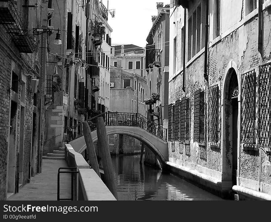 A back ally in Venice, Italy gives the true feeling of Venice