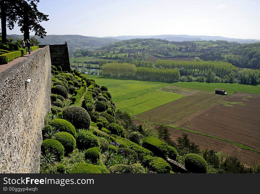 Panoramic view over river and landscaped gardens, marqueyssac, france