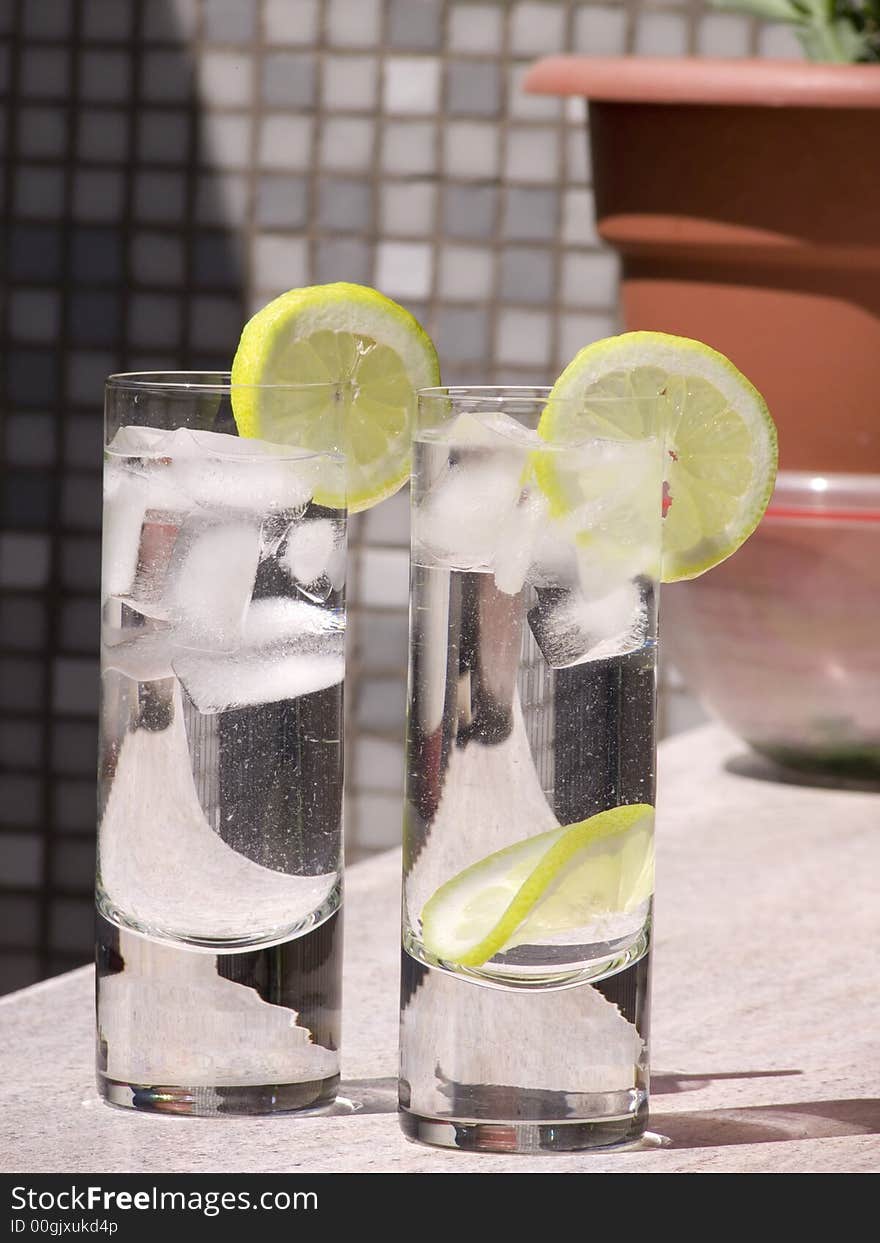 Picture of two glasses with fresh lemonade