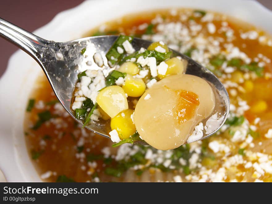 Fresh bowled vegetable minestrone soup