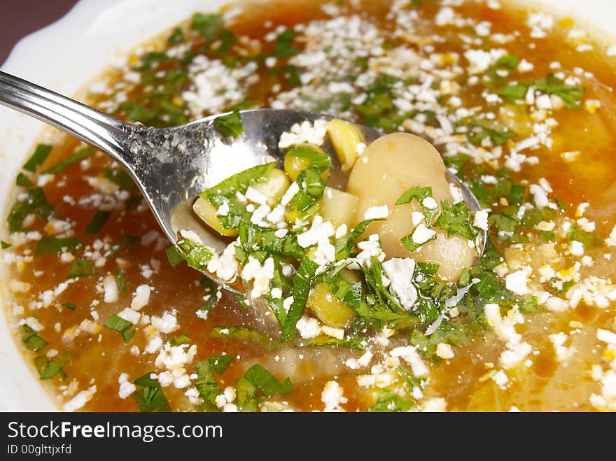 Fresh bowled vegetable minestrone soup