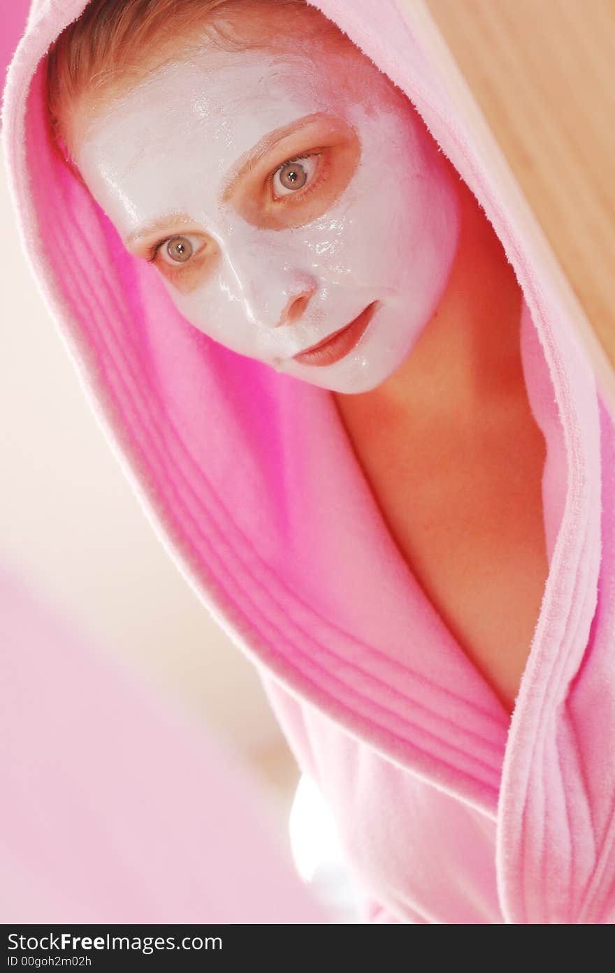 Refreshing mask to the face and beautiful woman. Refreshing mask to the face and beautiful woman