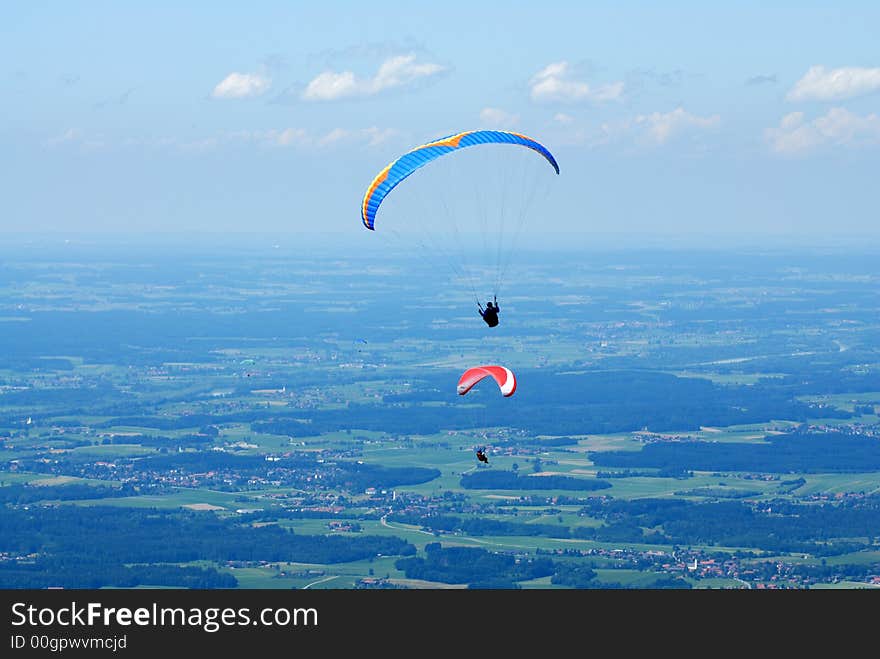 2 hang-glider in the Alps sky over Bavaria
