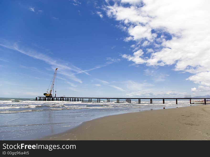 A new pier is built in Tuscany. Big building with great impact in the environment. A new pier is built in Tuscany. Big building with great impact in the environment.