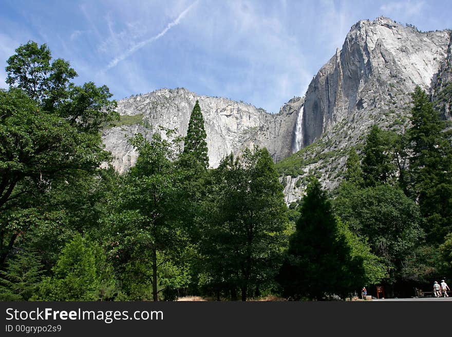 Yosemite Falls in Yosemite National Park