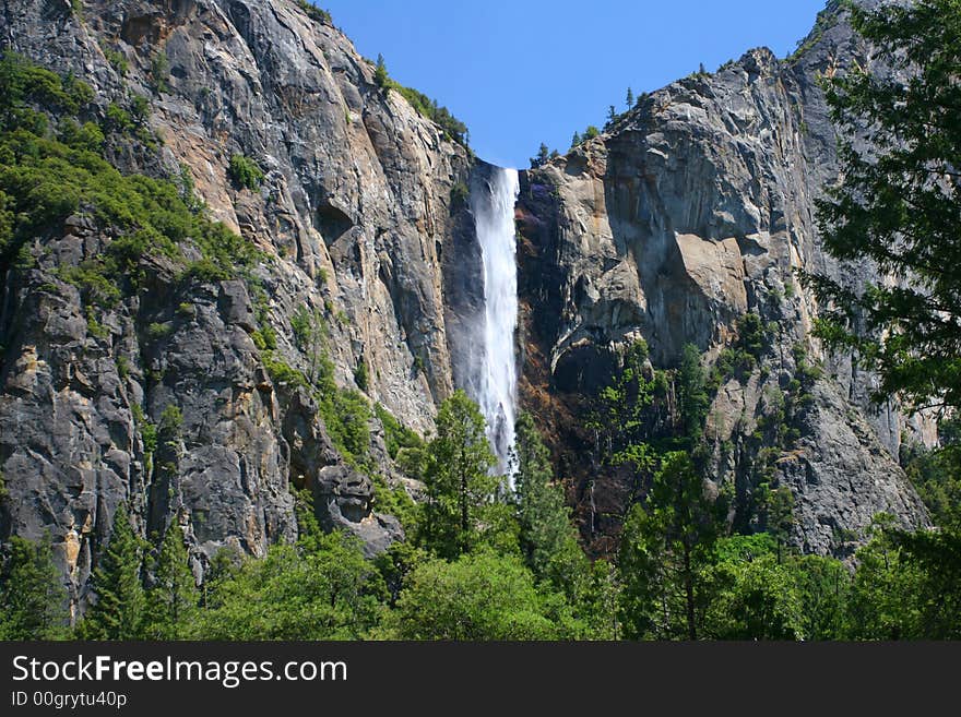 Bridalveil Falls in Yosemite National Park