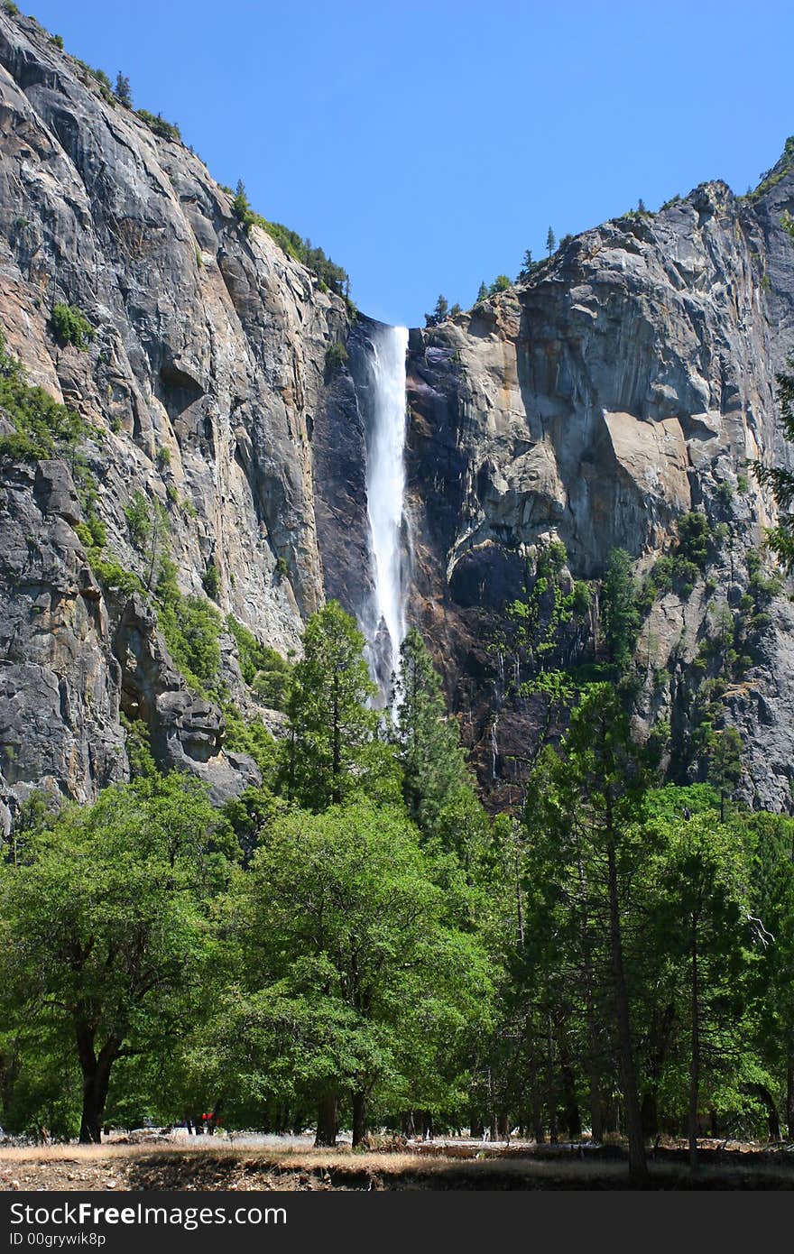 Bridalveil Falls in Yosemite National Park