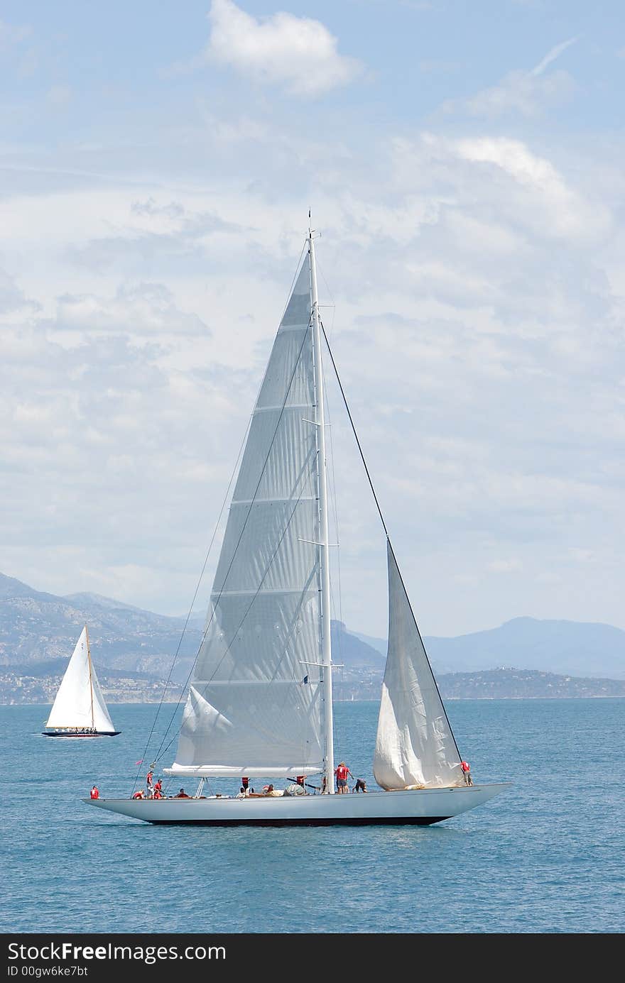 The Antibes ships races