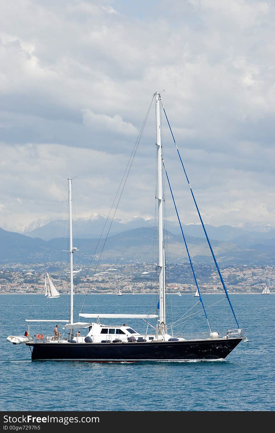 The Antibes ships races 2007, nice boat