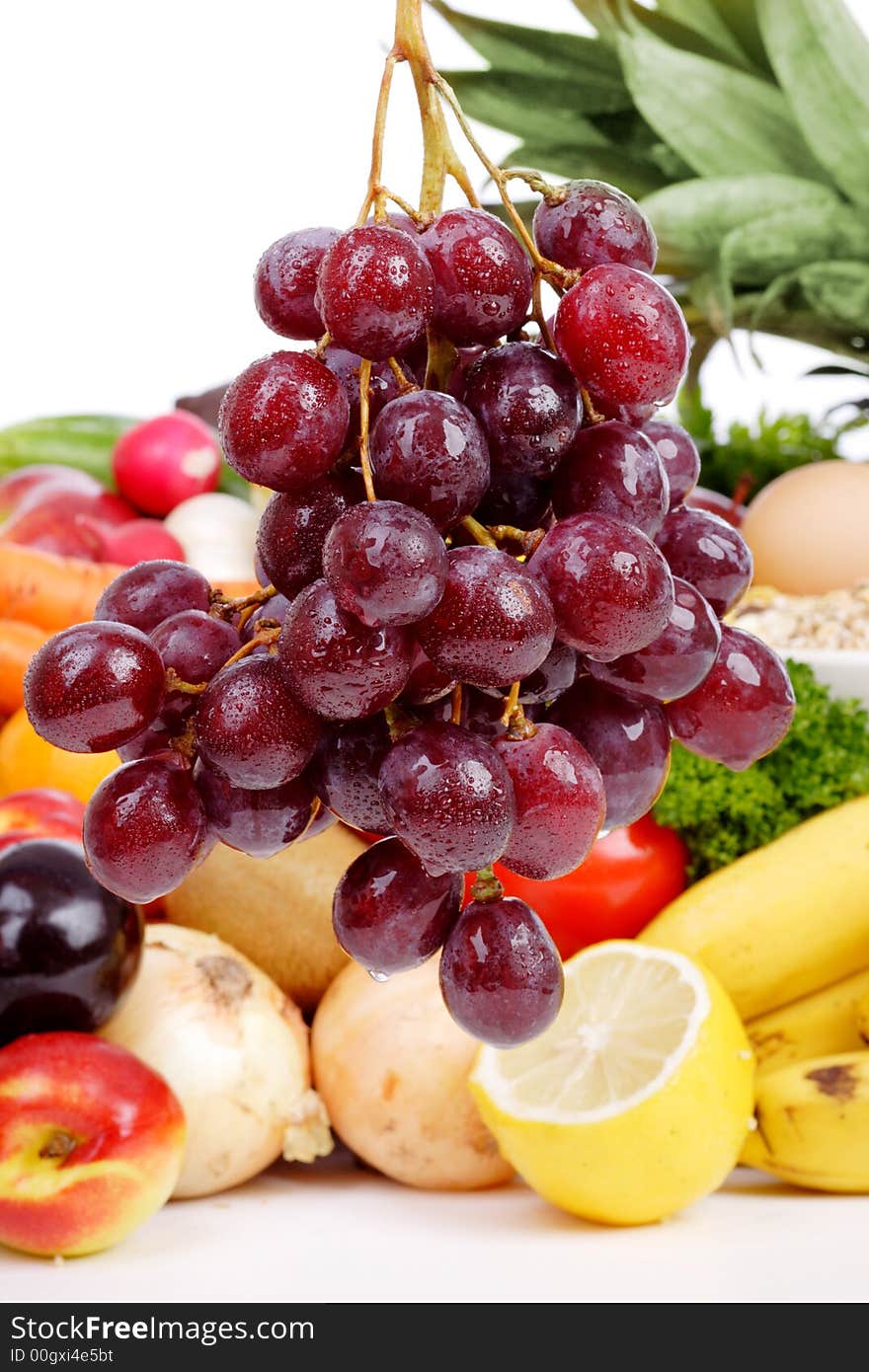 Grapes with vegetables and fruits