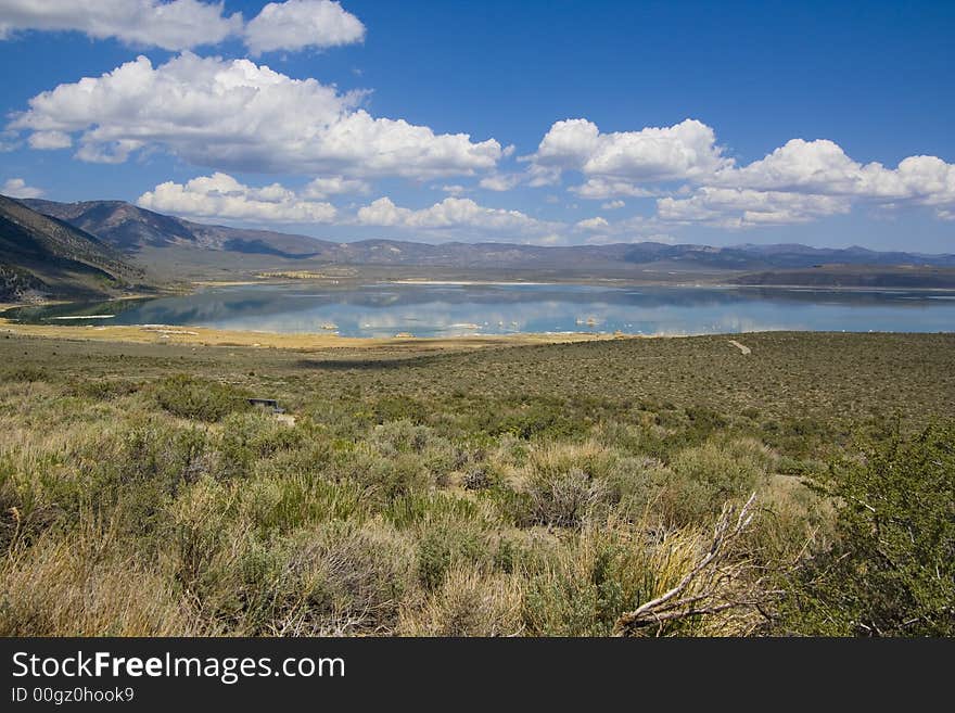 Tufa Formations At Mono Lake