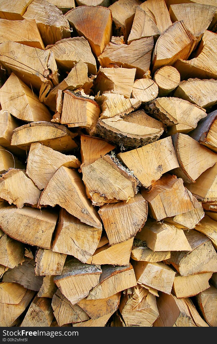 Chopped wood